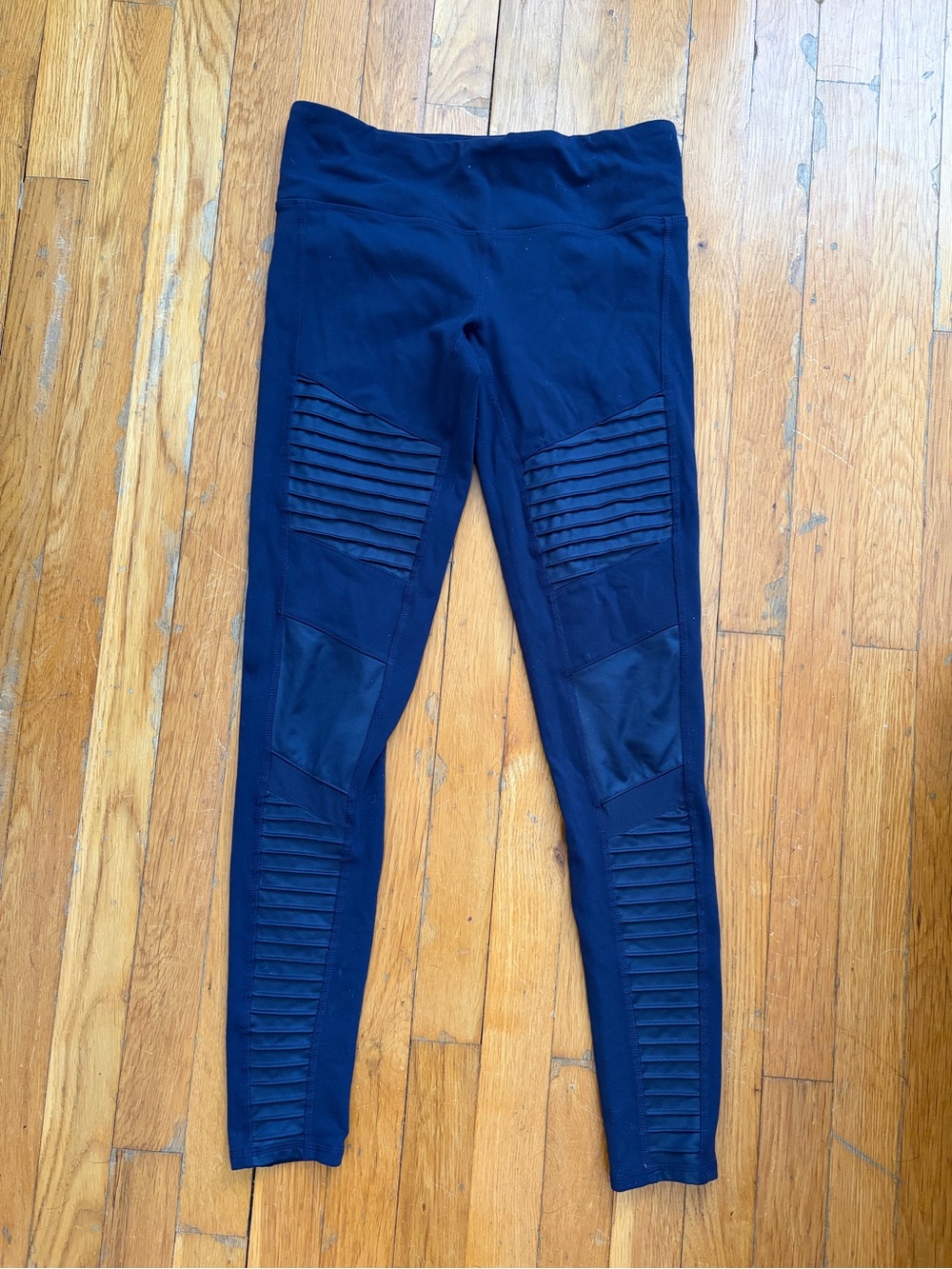 ALO Yoga Moto Leggings